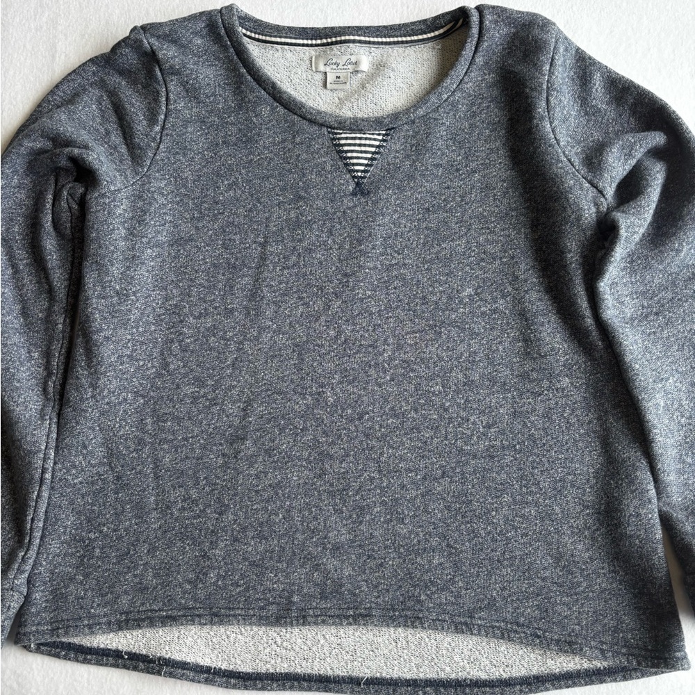 Lucky Lotus Gray Sweatshirt Size M Cozy‎ Winter Lounge Top Soft Terry Knit